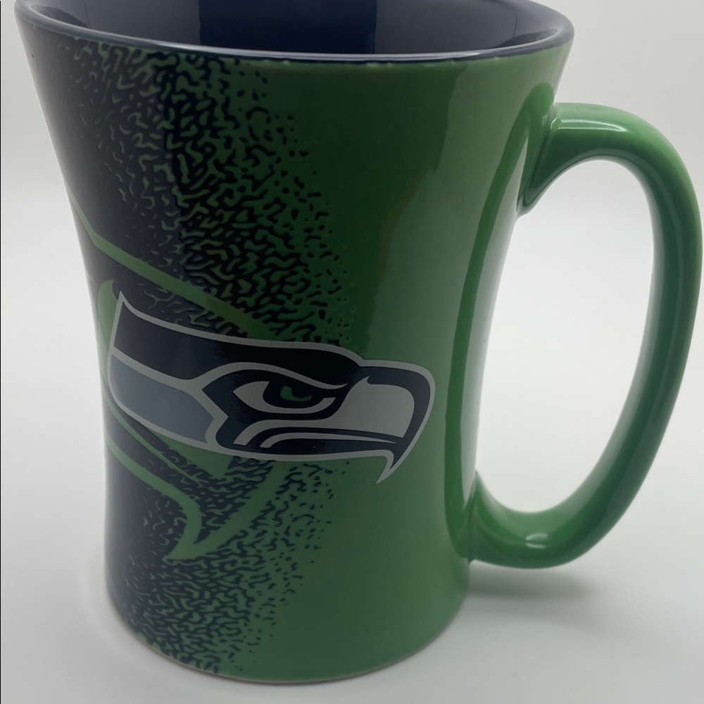 Superbowl Champions - Seattle Seahawks - NWT - Green and Blue Mugs Set - 12oz - Picture 7 of 11